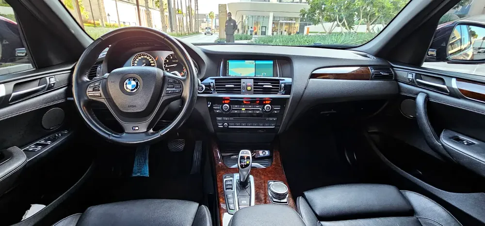 2016-Bmw X3 Xdrive 28i With M package -Excellent condition - Image 11
