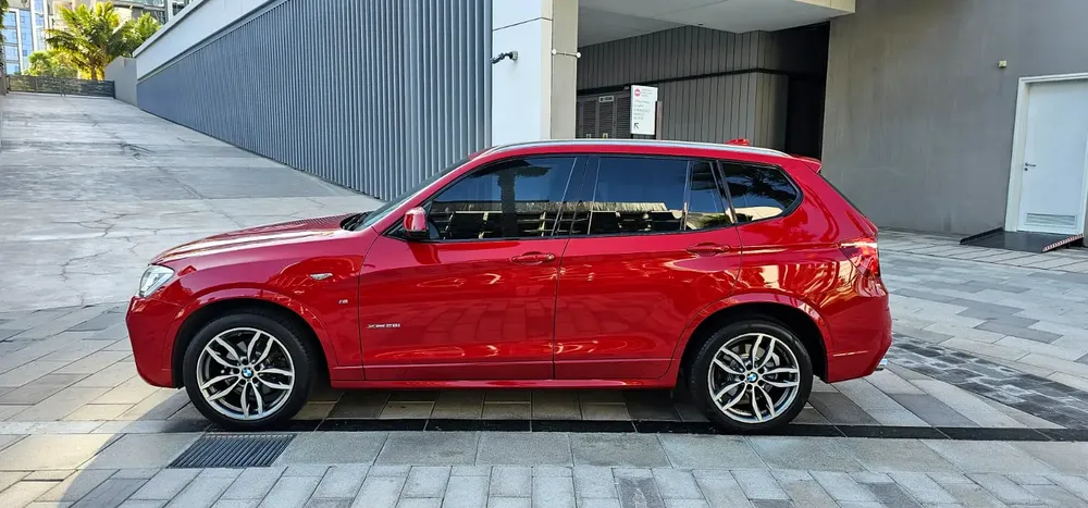 2016-Bmw X3 Xdrive 28i With M package -Excellent condition - Image 7
