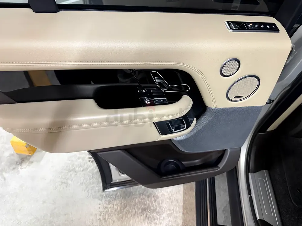 2020 Vogue P400 Low Mileage Al Tayer FSH - Image 13