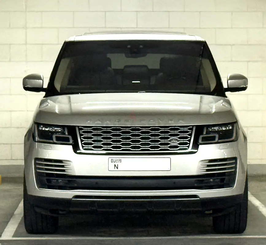 2020 Vogue P400 Low Mileage Al Tayer FSH - Image 17