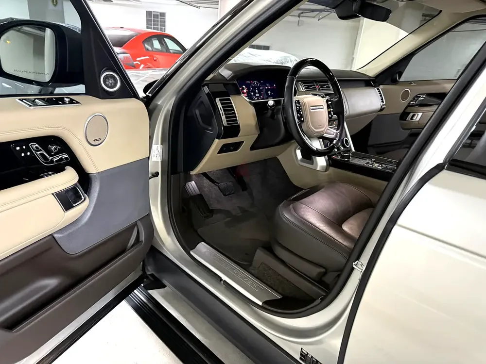 2020 Vogue P400 Low Mileage Al Tayer FSH - Image 5