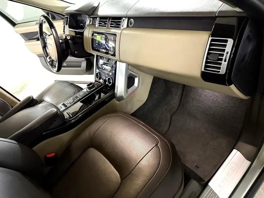 2020 Vogue P400 Low Mileage Al Tayer FSH - Image 6