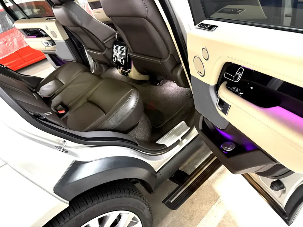 2020 Vogue P400 Low Mileage Al Tayer FSH - Image 8