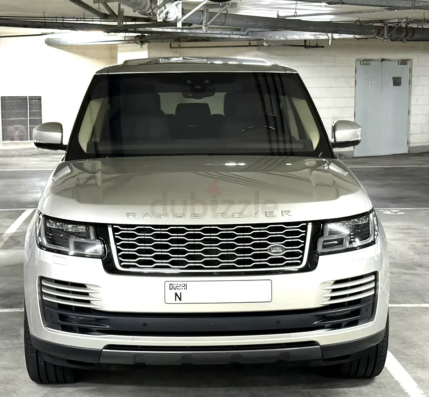 2020 Vogue P400 Low Mileage Al Tayer FSH - Image 9