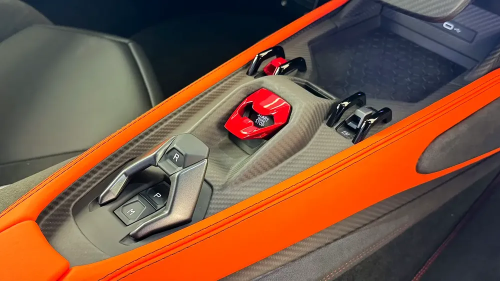 Lamborghini Revuelto 2026 - European Specs - Brand New - Image 10