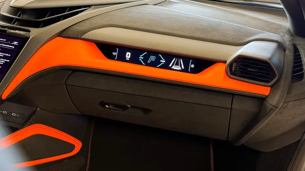 Lamborghini Revuelto 2026 - European Specs - Brand New - Image 7