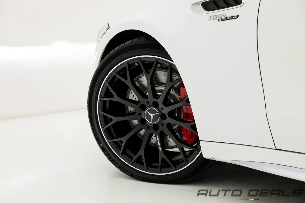2024 Mercedes-Benz C63 S AMG E-Performance | Brand New | Fully Loaded | Best in Class | 2.0L i4 - Image 11