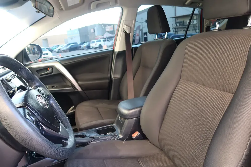 2018 TOYOTA RAV4 130,000 KMS | American Specs | Reliable & Practical SUV - Image 14