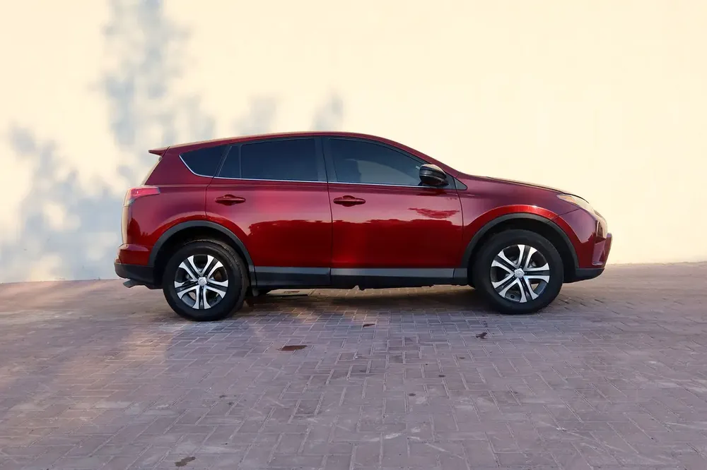 2018 TOYOTA RAV4 130,000 KMS | American Specs | Reliable & Practical SUV - Image 5