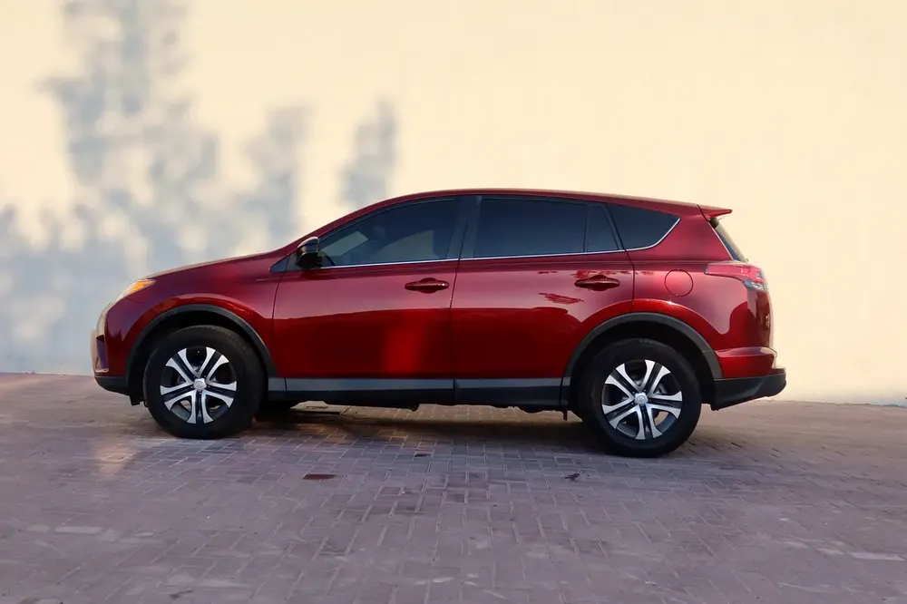 2018 TOYOTA RAV4 130,000 KMS | American Specs | Reliable & Practical SUV - Image 6