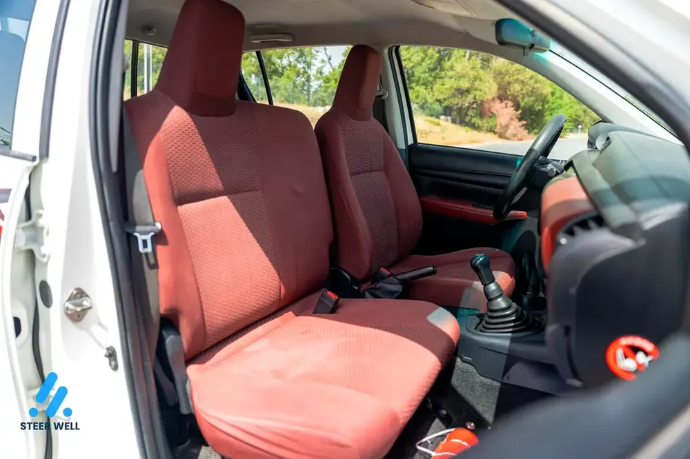 2022 Toyota Hilux GL | 2.7L Petrol | GCC Specs | 4x2 - Image 20
