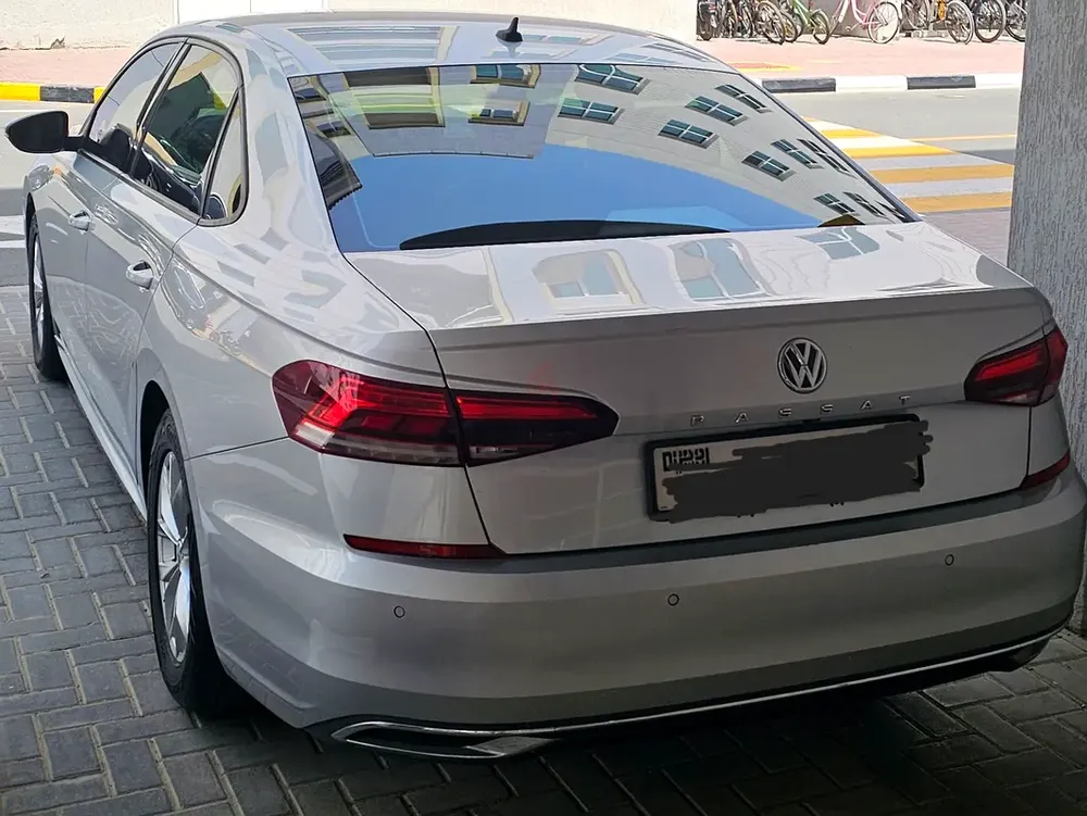Volkswagen Passat 2020 - Image 6
