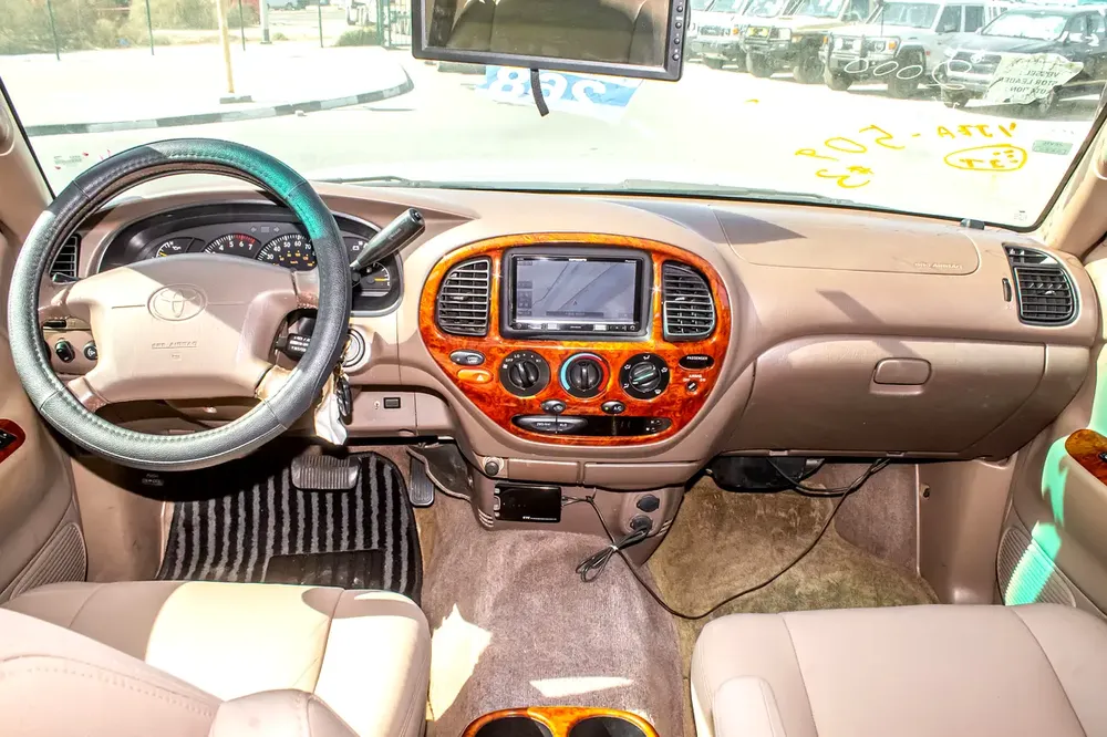 2000 - TOYOTA TUNDRA 4X4 - IMMCULATE CONDITION - ONLY 82,000 KM - Image 10