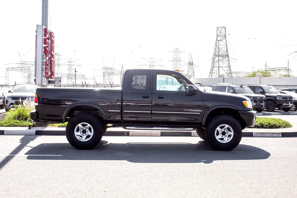 2000 - TOYOTA TUNDRA 4X4 - IMMCULATE CONDITION - ONLY 82,000 KM - Image 5