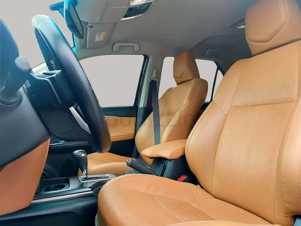 AED 1672/month | 2022 Toyota Fortuner  | GCC Specs | Ref#449065 - Image 11