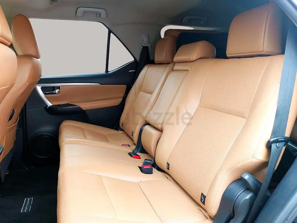 AED 1672/month | 2022 Toyota Fortuner  | GCC Specs | Ref#449065 - Image 12