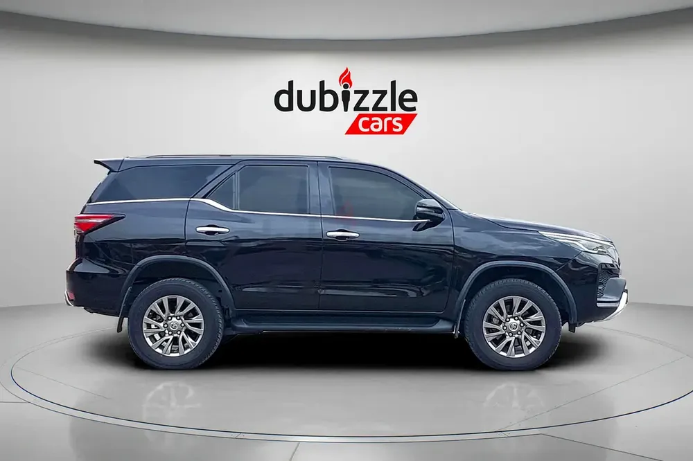 AED 1672/month | 2022 Toyota Fortuner  | GCC Specs | Ref#449065 - Image 4