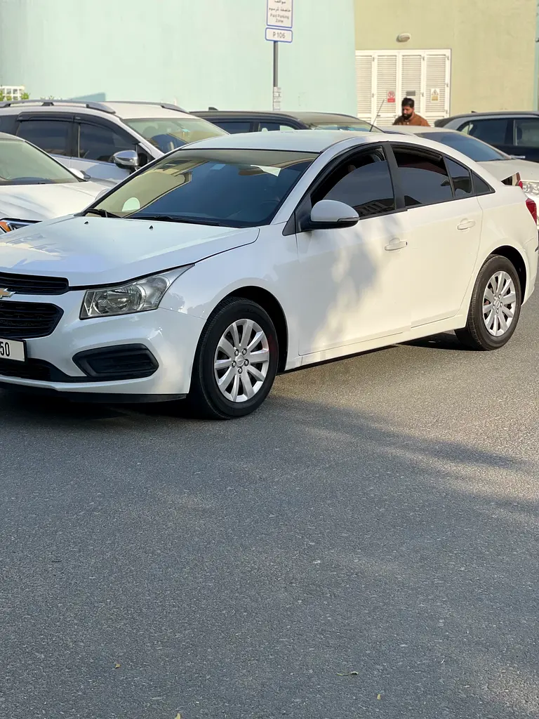 Chevrolet Cruze 2017 Model LS GCC - Image 6