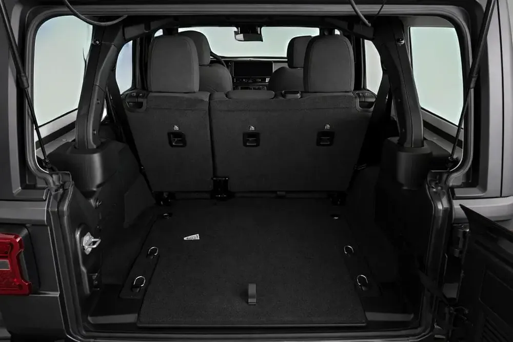 AED 2,245/m | 0 DP | Manufacturer Warranty | Service History | 30 Day Return | JEEP WRANGLER 2025 - Image 11