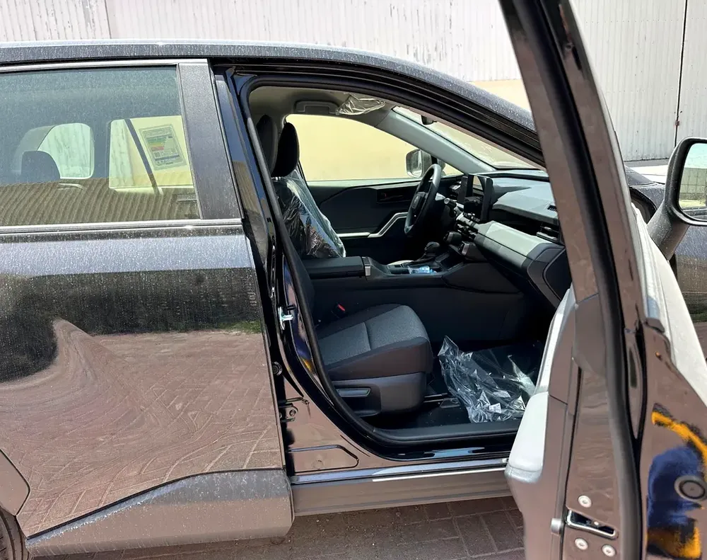 Toyota Rav 42.5L Hybrid 2026, GCC Specs - Image 20