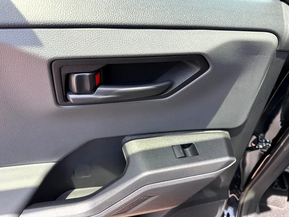 Toyota Rav 42.5L Hybrid 2026, GCC Specs - Image 4