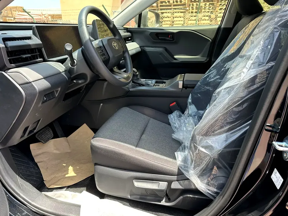 Toyota Rav 42.5L Hybrid 2026, GCC Specs - Image 7