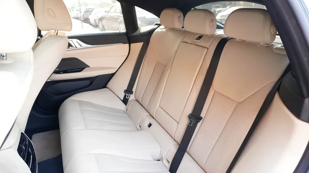 2024 BMW i4 eDrive 35 | Full Electric | GCC Specs | Very Low Mileage - Image 13