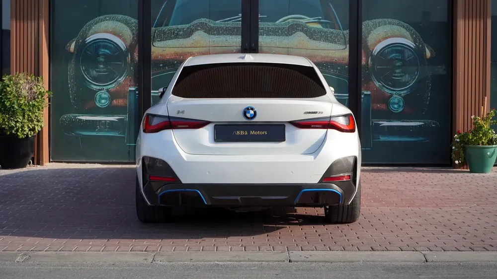 2024 BMW i4 eDrive 35 | Full Electric | GCC Specs | Very Low Mileage - Image 5