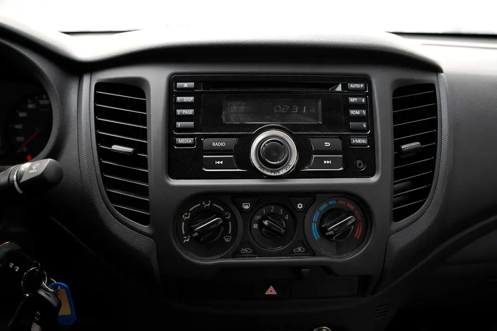 Mitsubishi L200 Double Cab 2023 2WD Manual - Diesel new car - Image 19