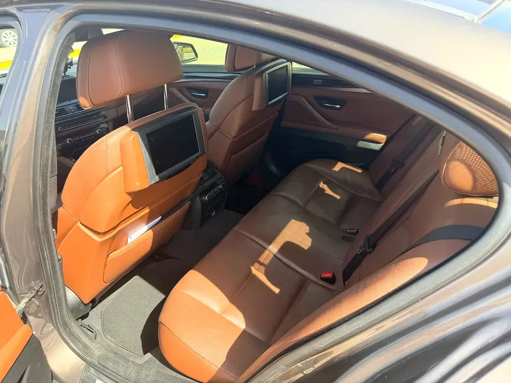 BMW 5-Series 535i Executive 2013 GCC Specs - Image 9