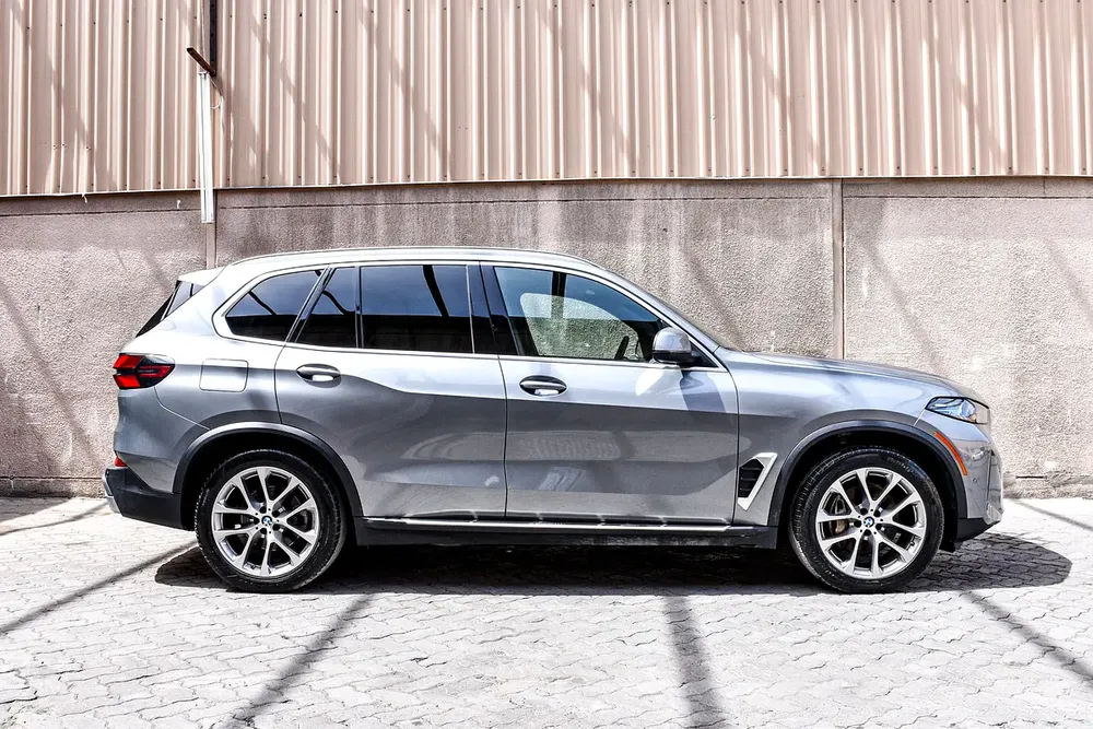 2024 BMW X5 sDrive40i - GCC Specs (Likely) - Image 7