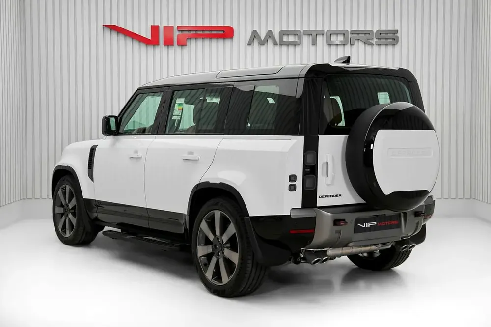 LAND ROVER DEFENDER V8 P525, 2026, DEALER WRRANTY AND SERVICE CONTRACT, ZERO KM - Image 6
