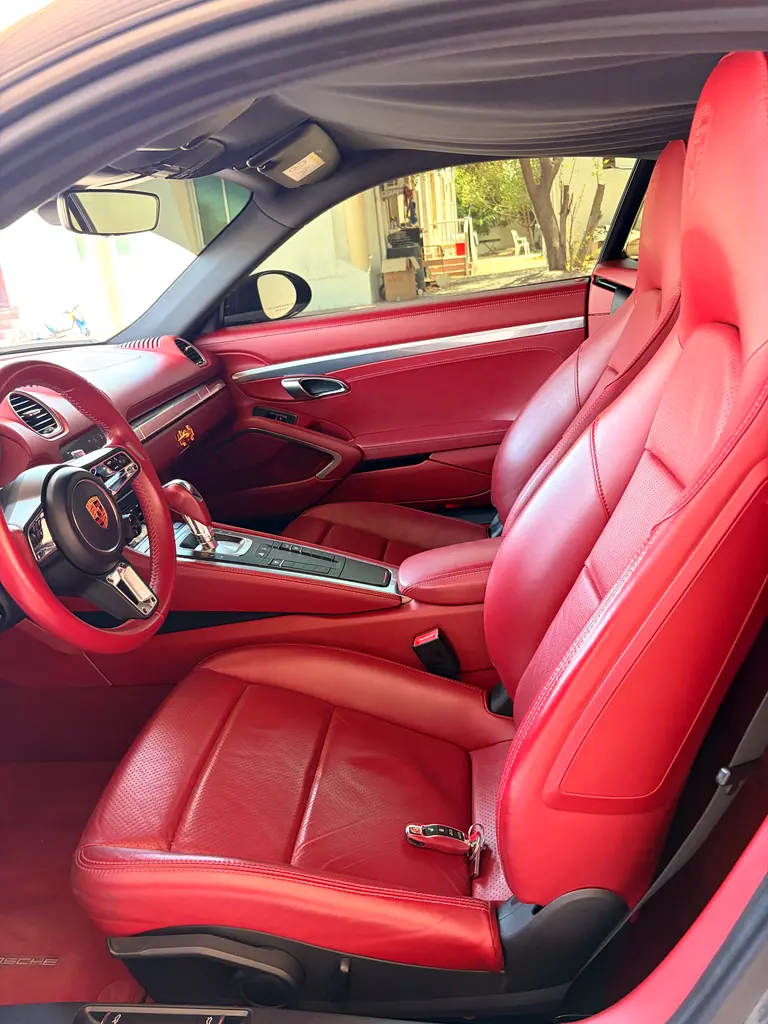 Porsche 718 Cayman 2018 | GCC Specs | With warranty - Image 7