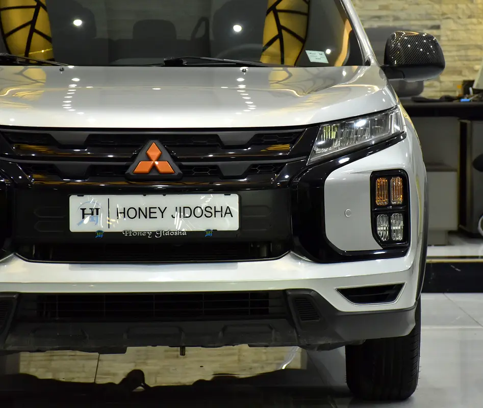 AED 753 EMi at 0% DP | Mitsubishi ASX Signature Edition ( 2020 Model ) in Silver Color GCC Specs - Image 4