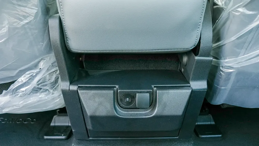 2024 Ford F250 XL 6.8L AT Petrol - Image 18
