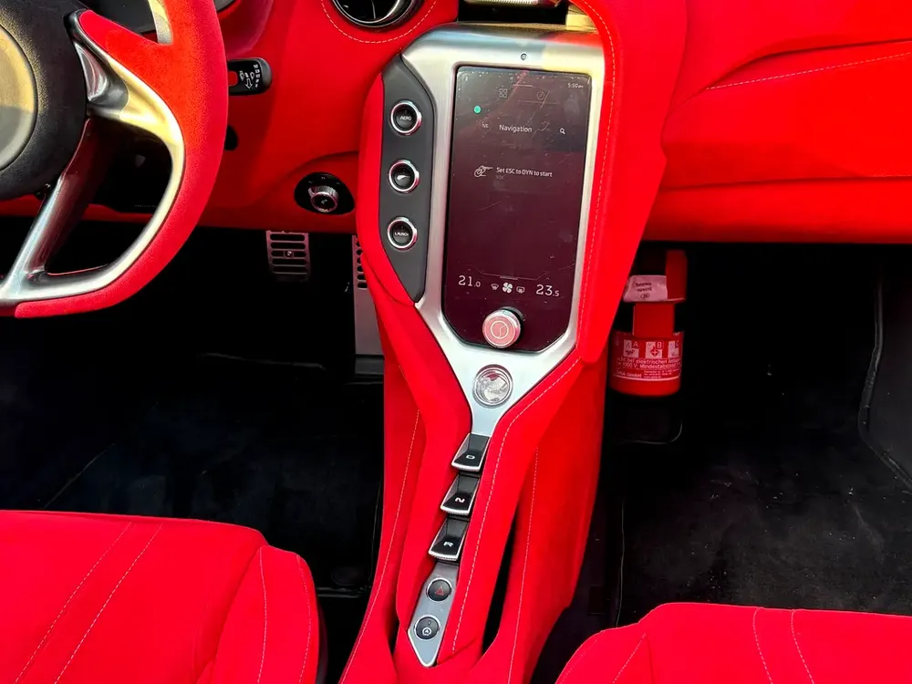 AED 27,999 P.M | MCLAREN 750S SPIDER MSO | 4.0L TWIN TURBO V8 | WARRANTY | SERVICE PLAN | GCC SPECS - Image 16
