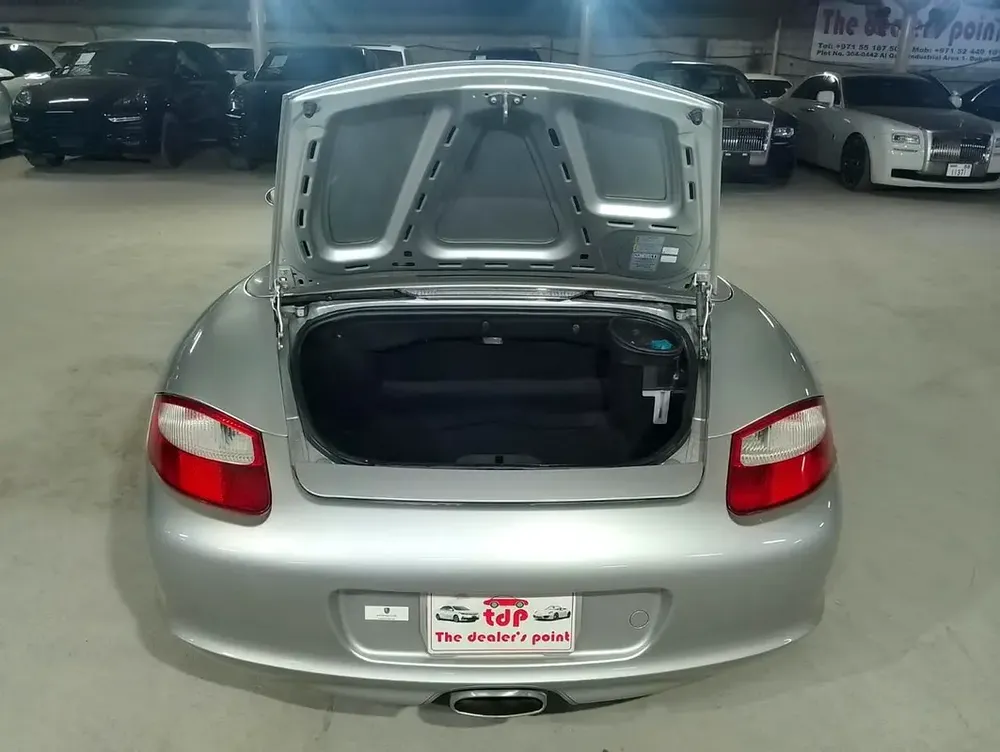 PORSCHE BOXSTER 2006 2.7L | HALF LEATHER SEATS | 17 INCH ALLOY WHEELS | REAR SPOILER - Image 13