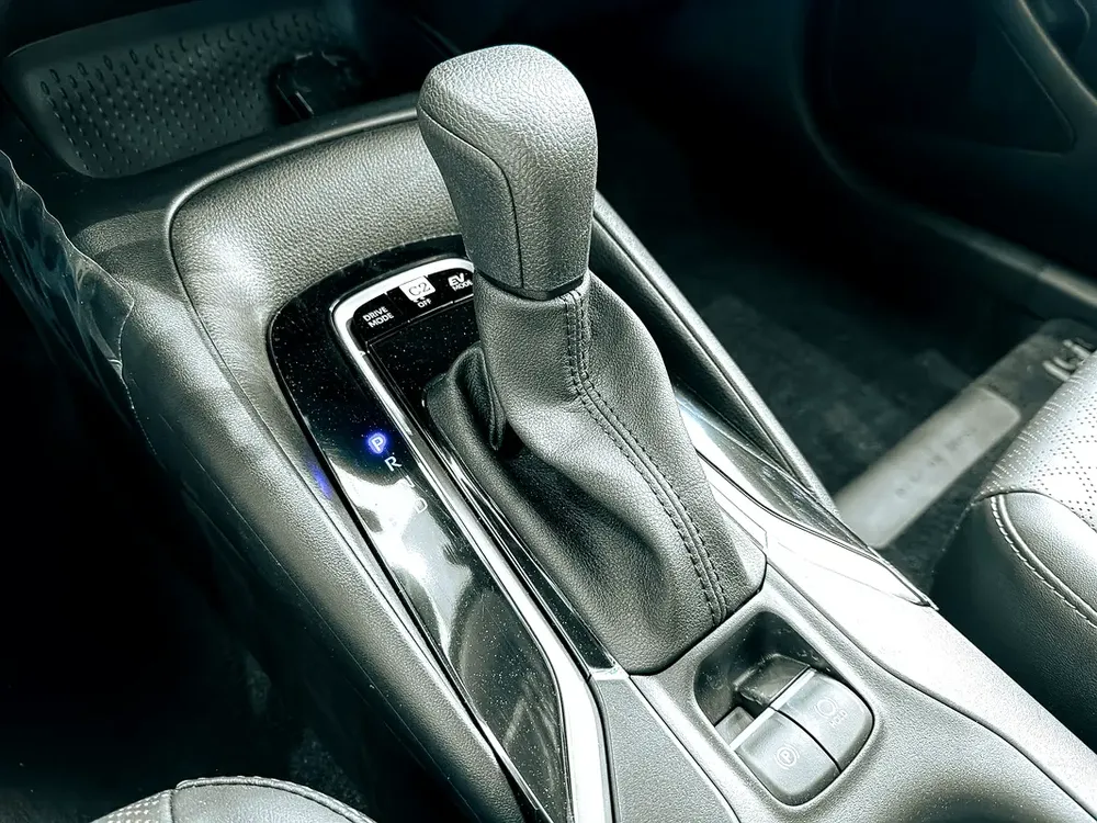 AED 54,000 // Export Price // 2025 Toyota Corolla 1.8L Hybrid Elite - Image 11