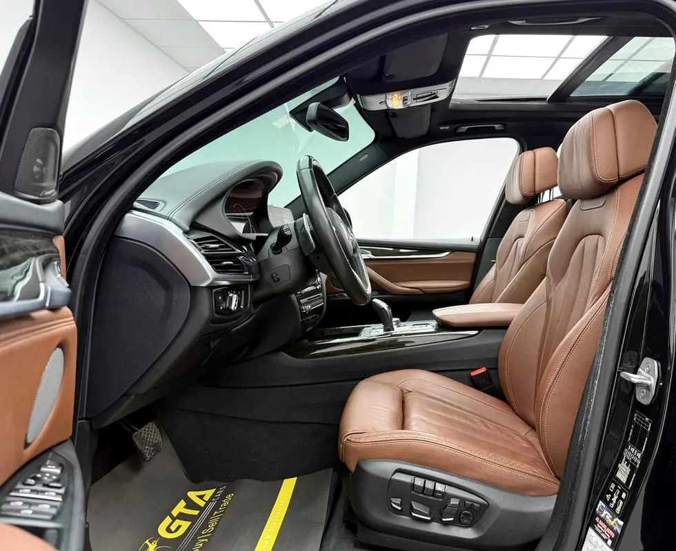 2018 BMW X5 50i, Service History, Excellent Condition, GCC - Image 14