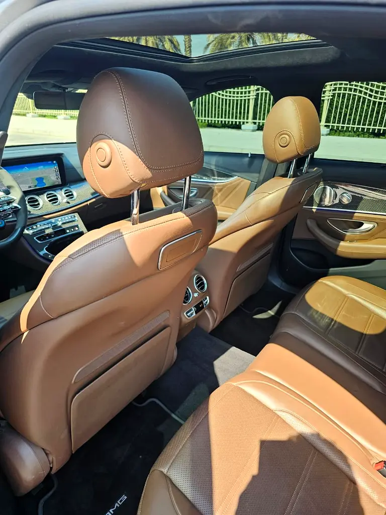 2021 Mercedes-Benz AMG E63s 4MATIC+ | Agency Warranty + Service Package | GCC Specs - Image 16