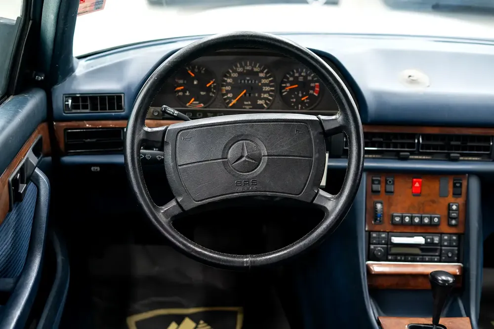 1989 MERCEDES-BENZ 560 SEL VINTAGE LUXURY CAR IN GOOD CONDITION - Image 13