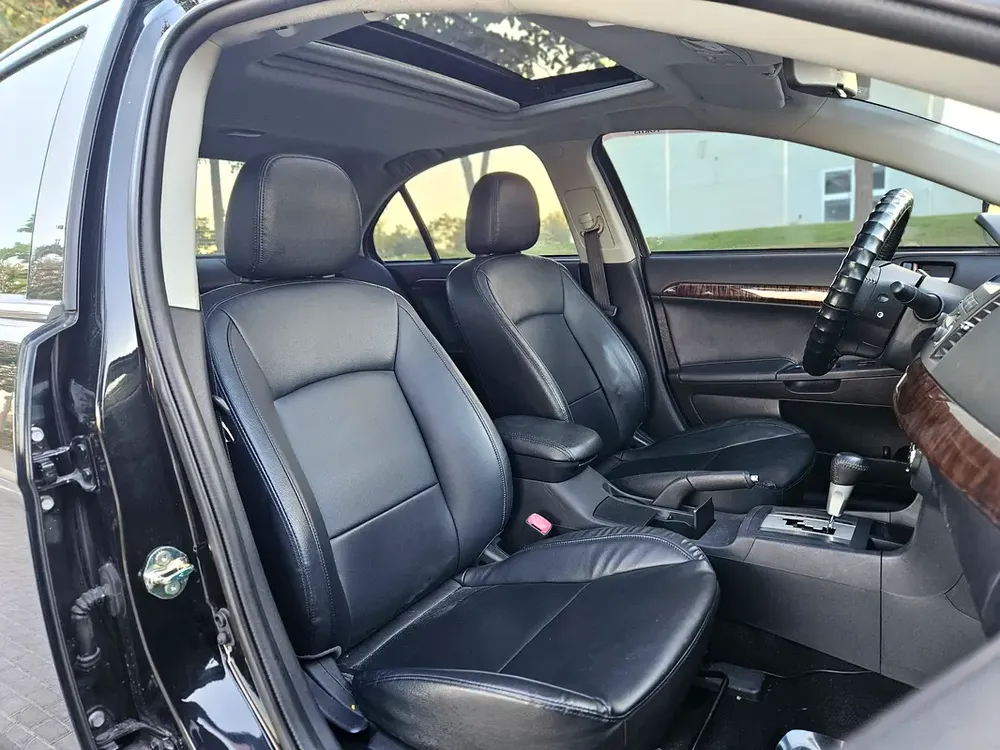Mitsubishi Lancer 2010 Japan FRESH Import Full Option TOP New Condition Car Low KM 2 keys - Image 8