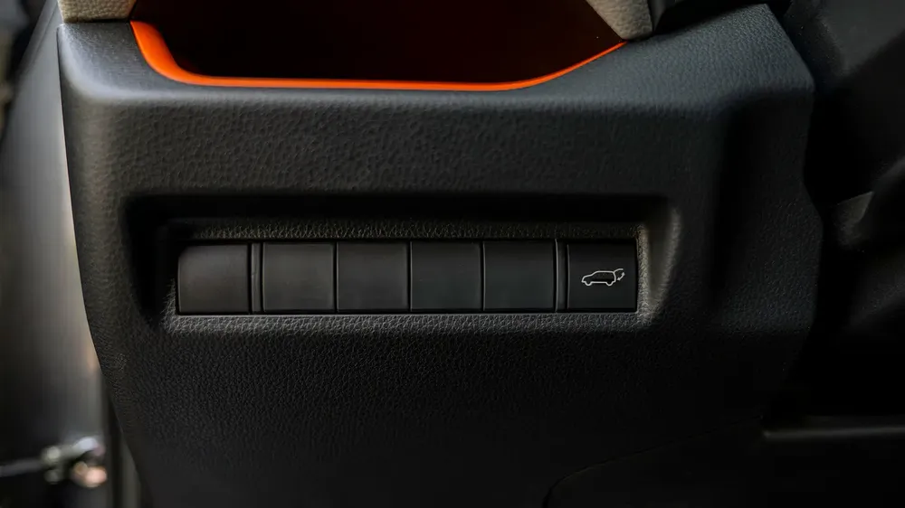 2026 Toyota Rav 4 Adventure GCC Specs - Like New! - Image 20