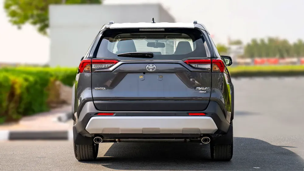 2026 Toyota Rav 4 Adventure GCC Specs - Like New! - Image 6