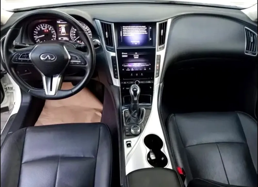 Infiniti Q50 Luxe 2022 GCC Specs - Excellent Condition - Image 4