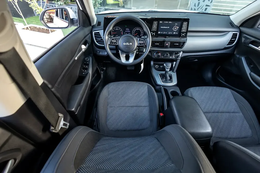 Kia Seltos LX 2023 GCC | Warranty - Image 12