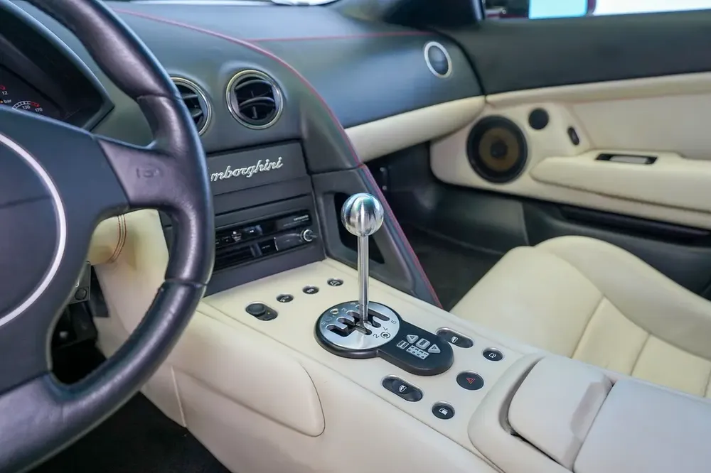 MURCIELAGO ONE OF ONE | MANUAL | ROSSO ROADS EXTERIOR | CARBON TRIM - Image 12