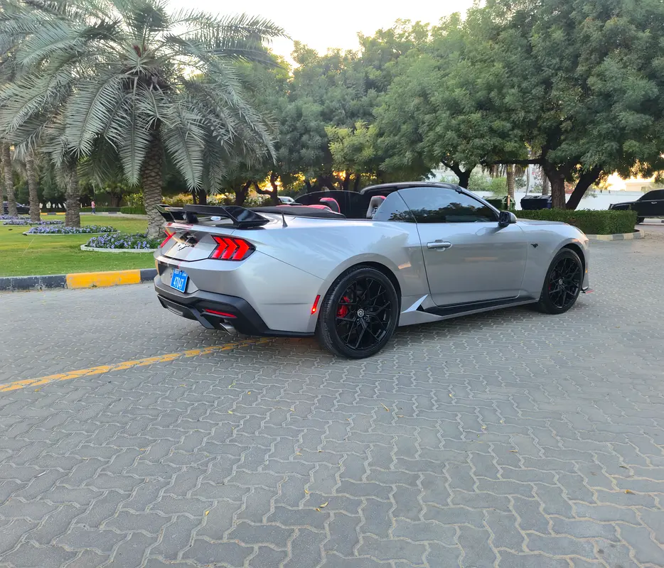 #Every vehicle includes a comprehensive warranty and service contract, ensuring reliability# - Image 16