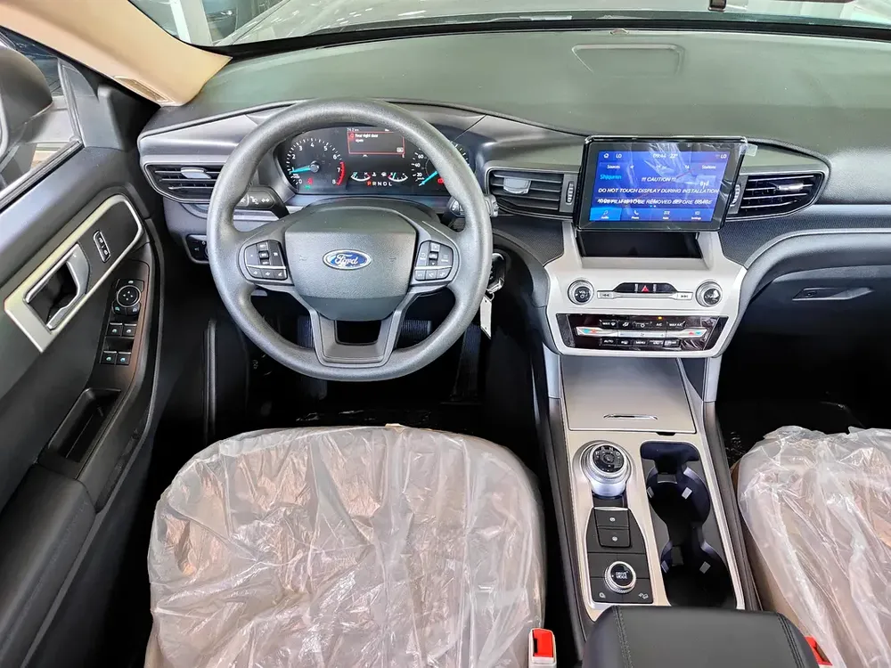AED 1,600 P.M | 2023 Ford Explorer Base 4WD | Under Ford Warranty and Service Contract | GCC | - Image 10