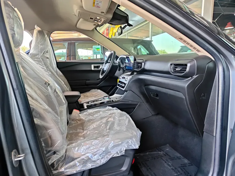 AED 1,600 P.M | 2023 Ford Explorer Base 4WD | Under Ford Warranty and Service Contract | GCC | - Image 14